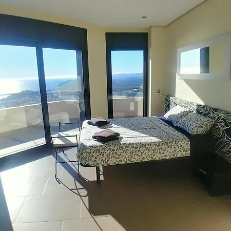 Villa Sleeps 11 Pool Air Con Wifi Lloret de Mar