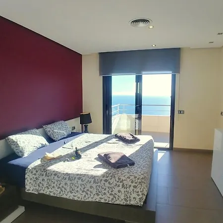 Villa Sleeps 11 Pool Air Con Wifi Lloret de Mar